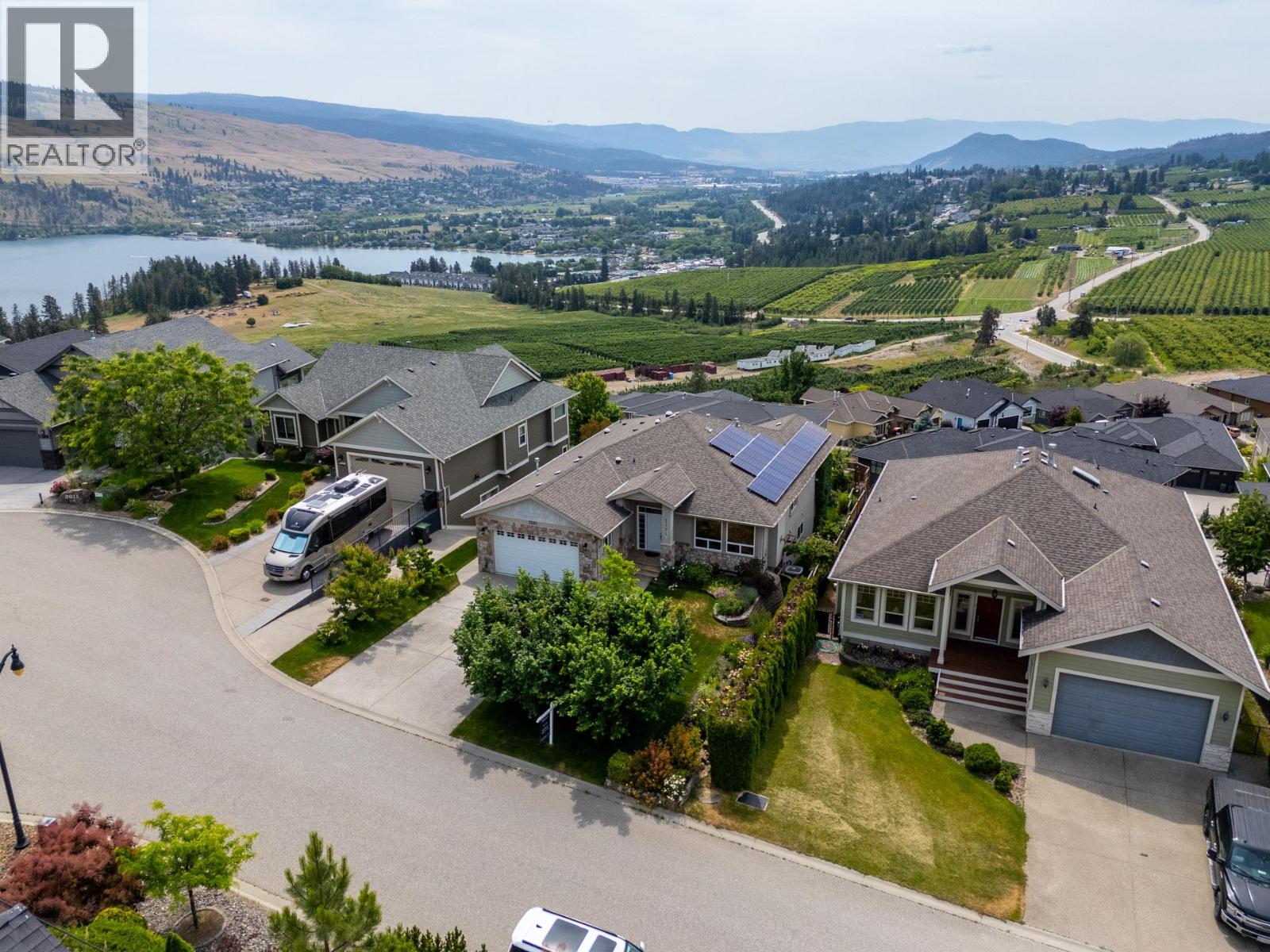  2591 Lake Breeze Court, Lake Country