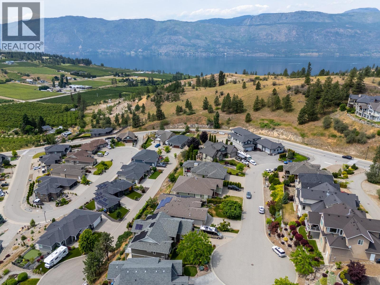  2591 Lake Breeze Court, Lake Country