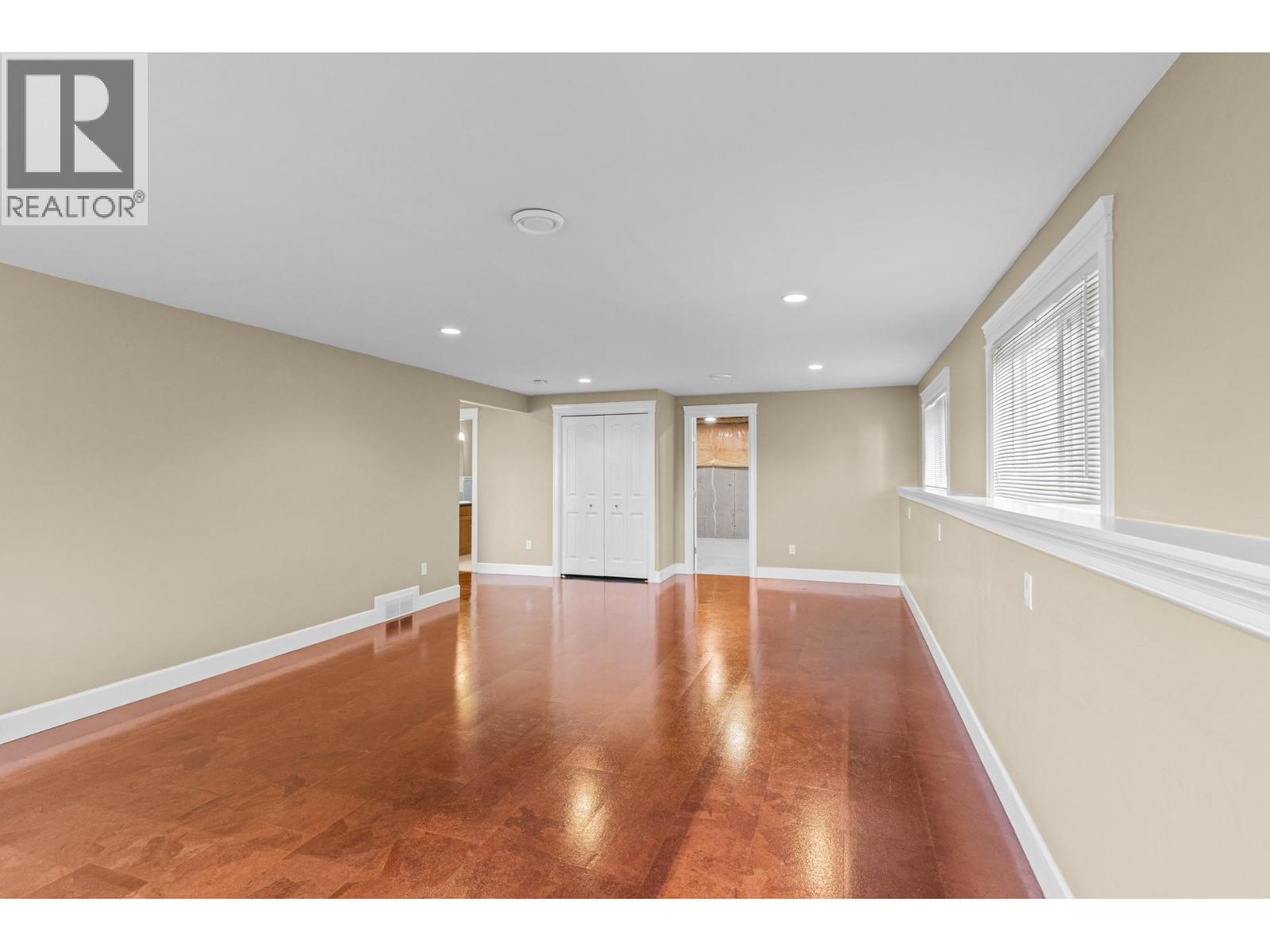  2591 Lake Breeze Court, Lake Country