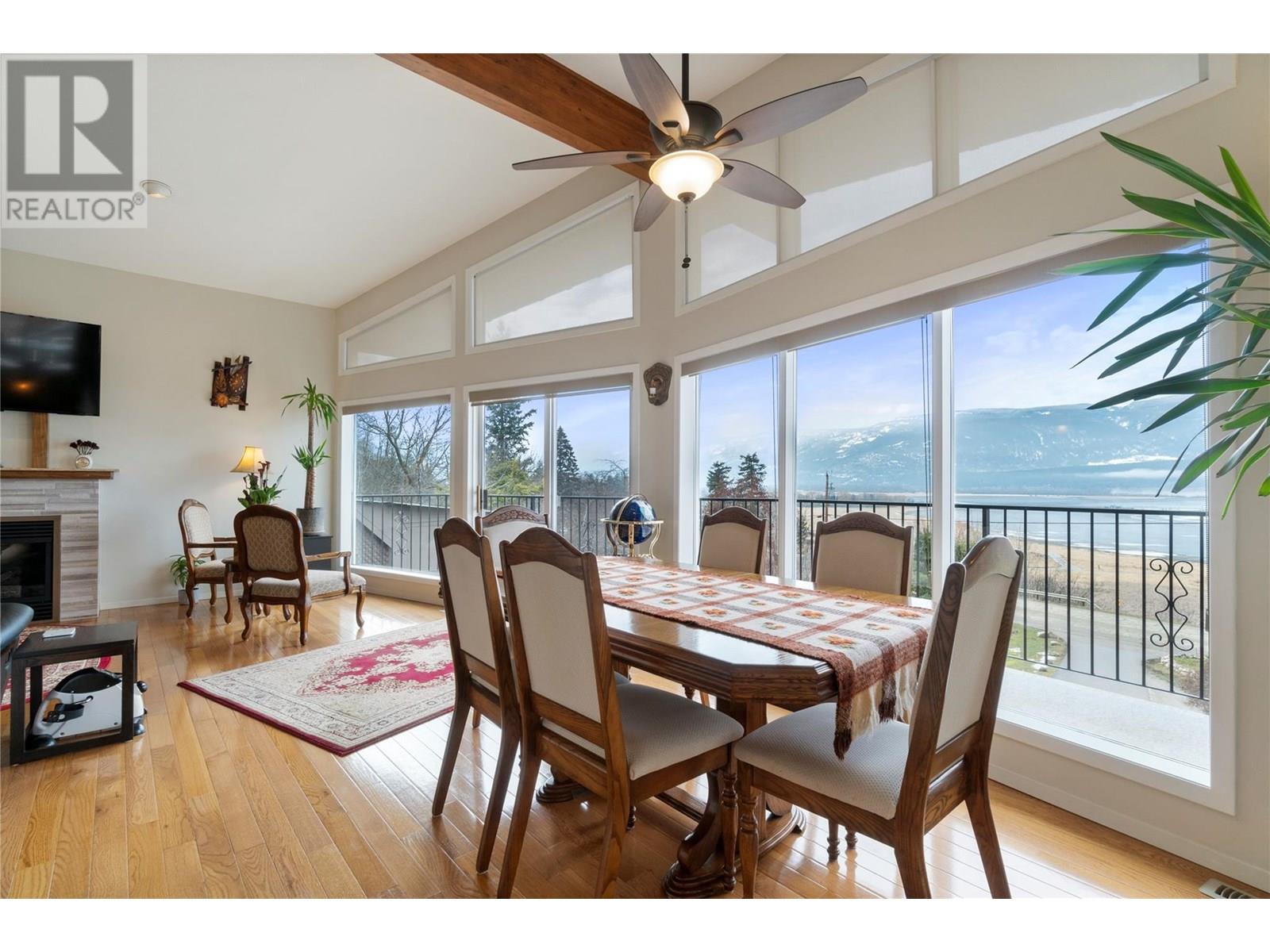 Photo 23 of 1280 Lakeshore Road Ne, Salmon Arm BC