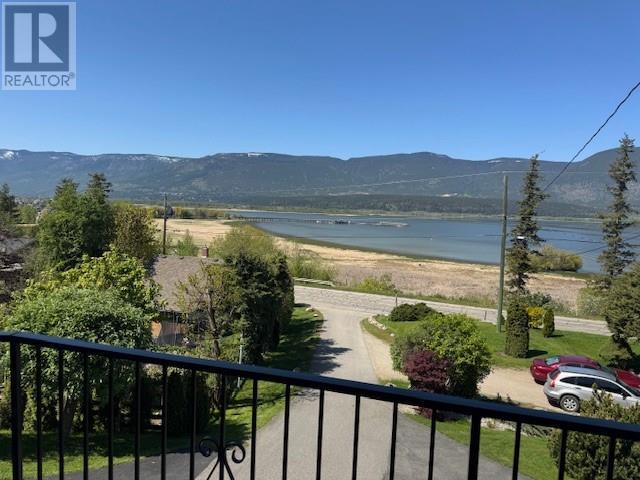 Photo 32 of 1280 Lakeshore Road Ne, Salmon Arm BC