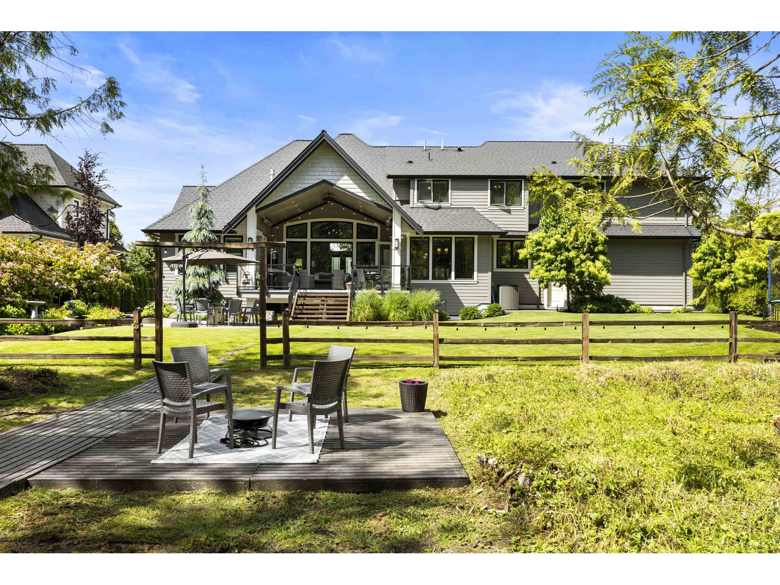 Photo 32 of 21950 44 Avenue, Langley BC