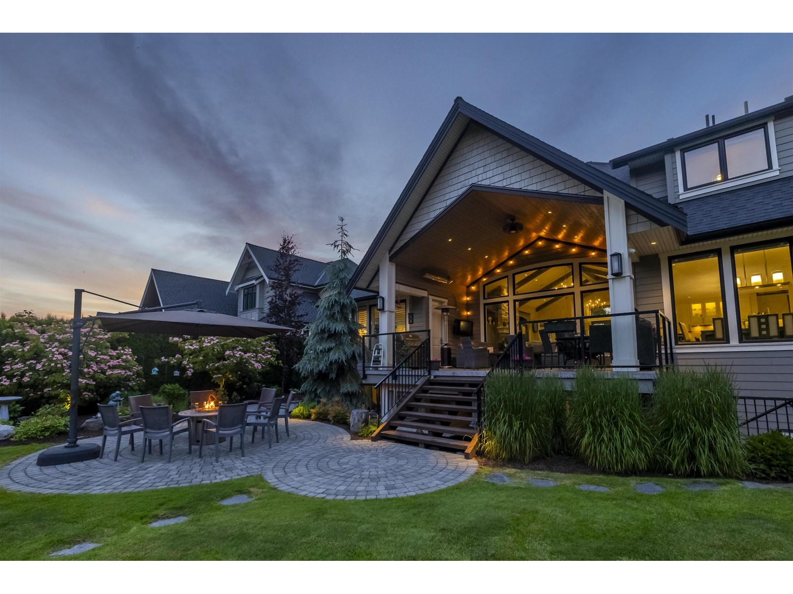 Photo 6 of 21950 44 Avenue, Langley BC