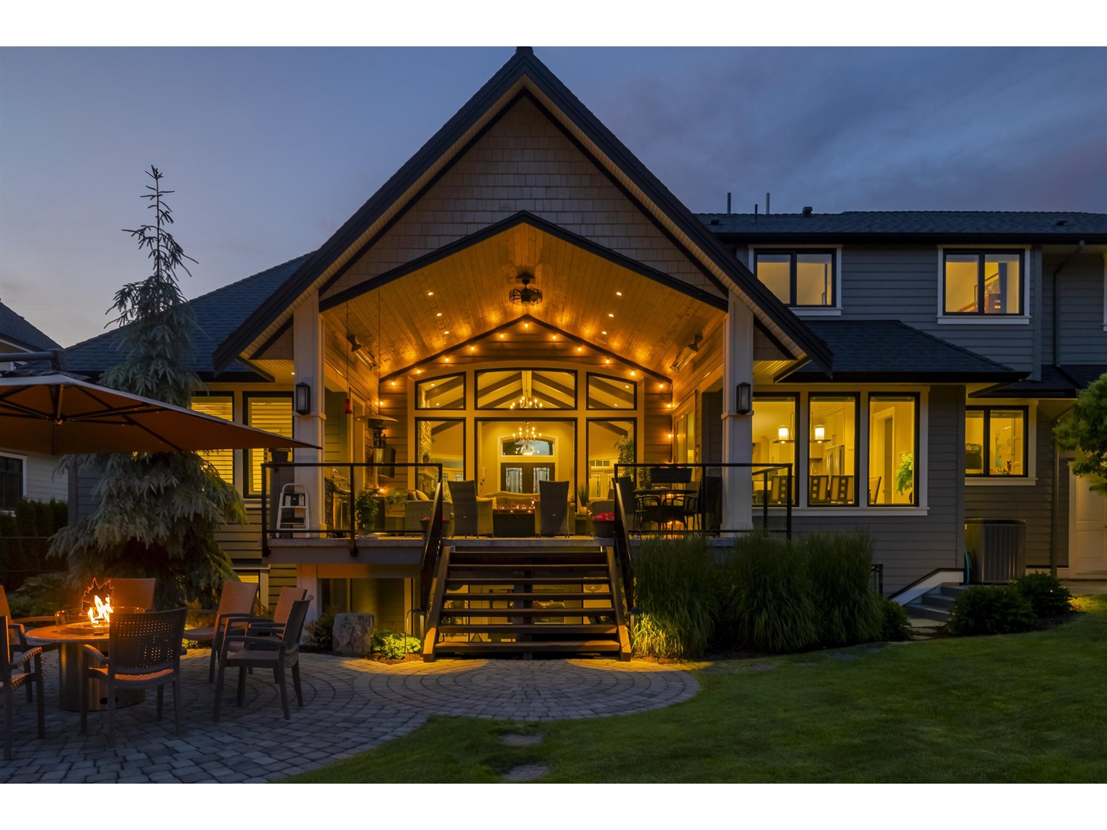Photo 7 of 21950 44 Avenue, Langley BC