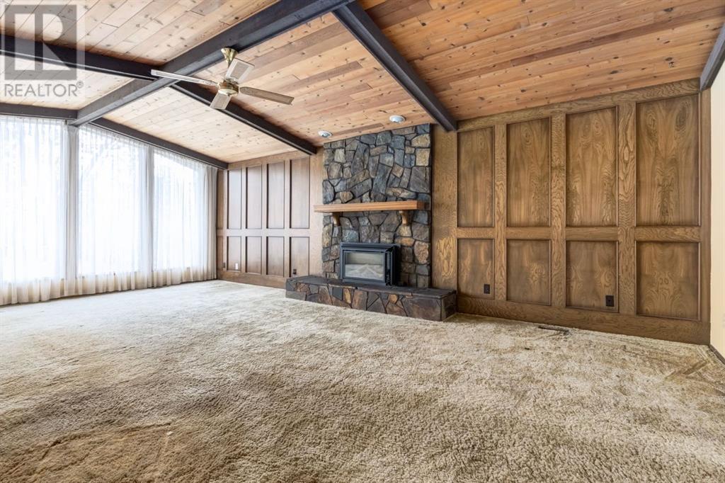 Single Family House for Sale in  Bow Crescent NW Bowness Calgary 