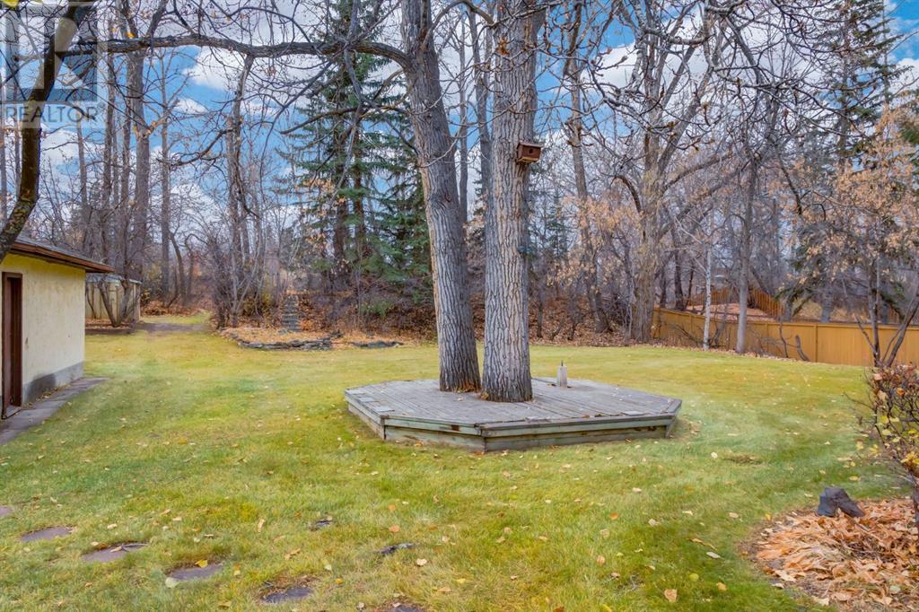 Single Family House for Sale in  Bow Crescent NW Bowness Calgary 