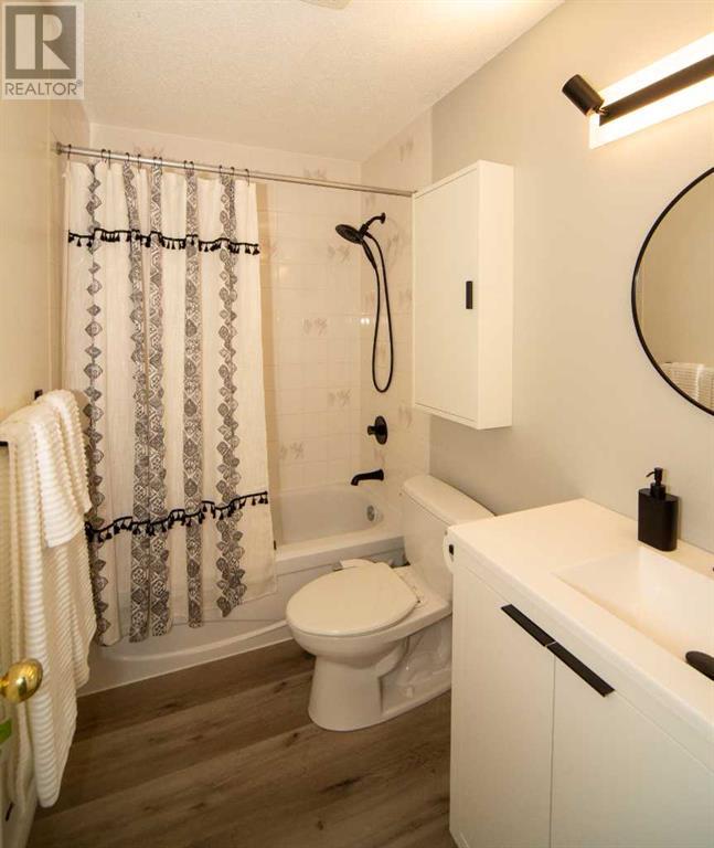 Single Family House for Sale in   Street SW Bankview Calgary 