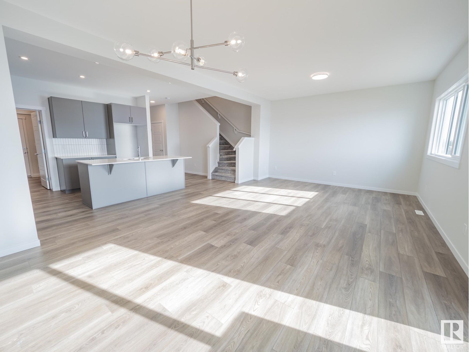 19 Redpoll WD, St. Albert