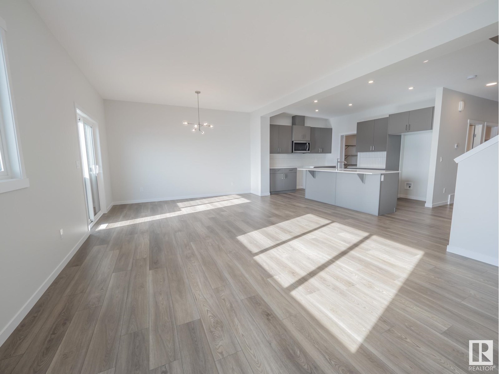 19 Redpoll WD, St. Albert