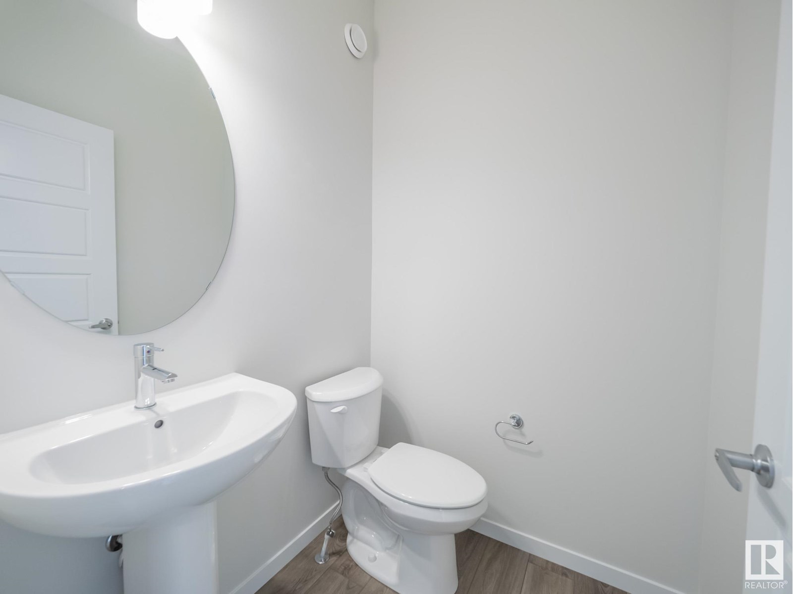 19 Redpoll WD, St. Albert