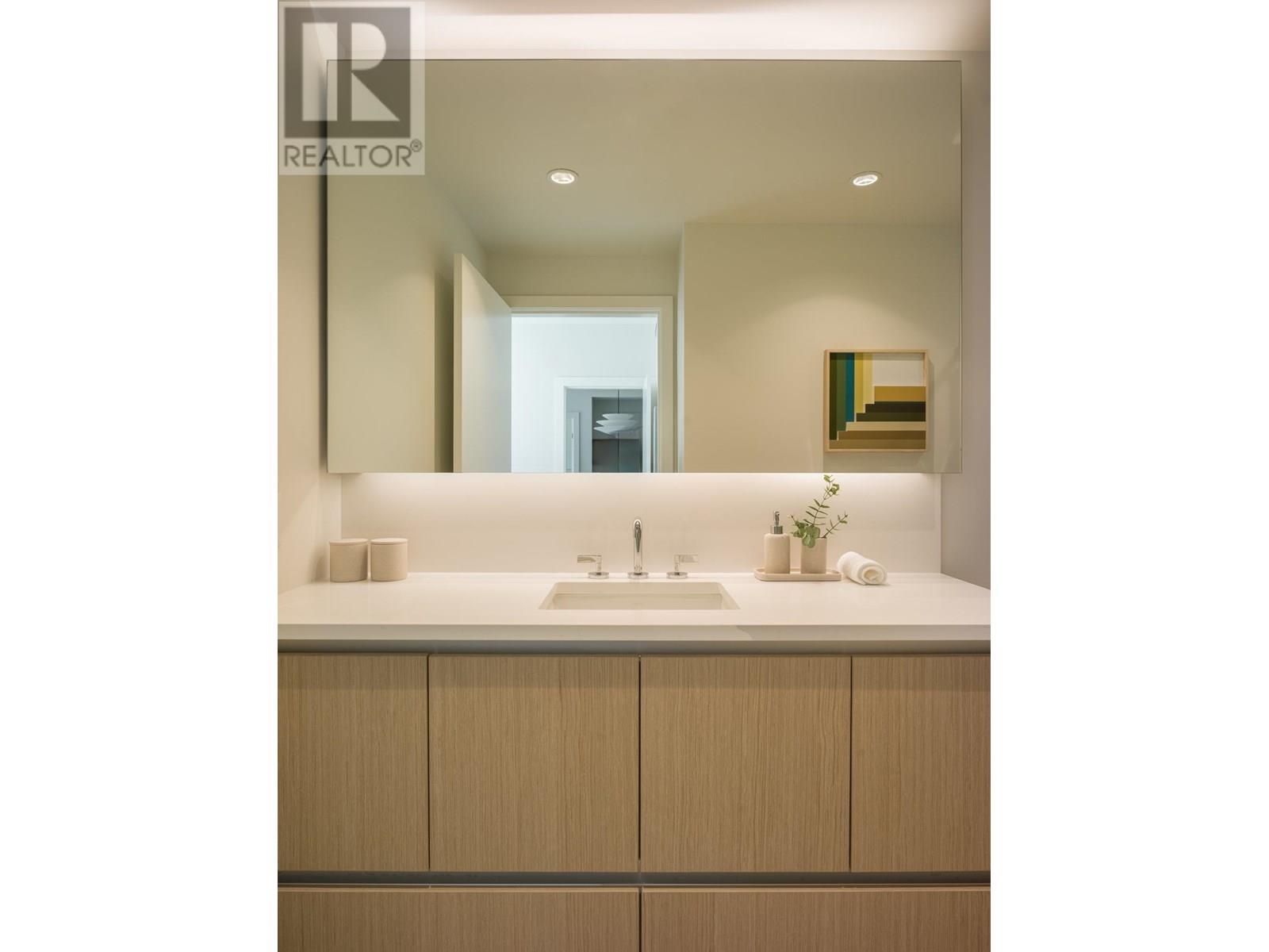 Photo 17 of 310 3636 W 39th Avenue, Vancouver BC