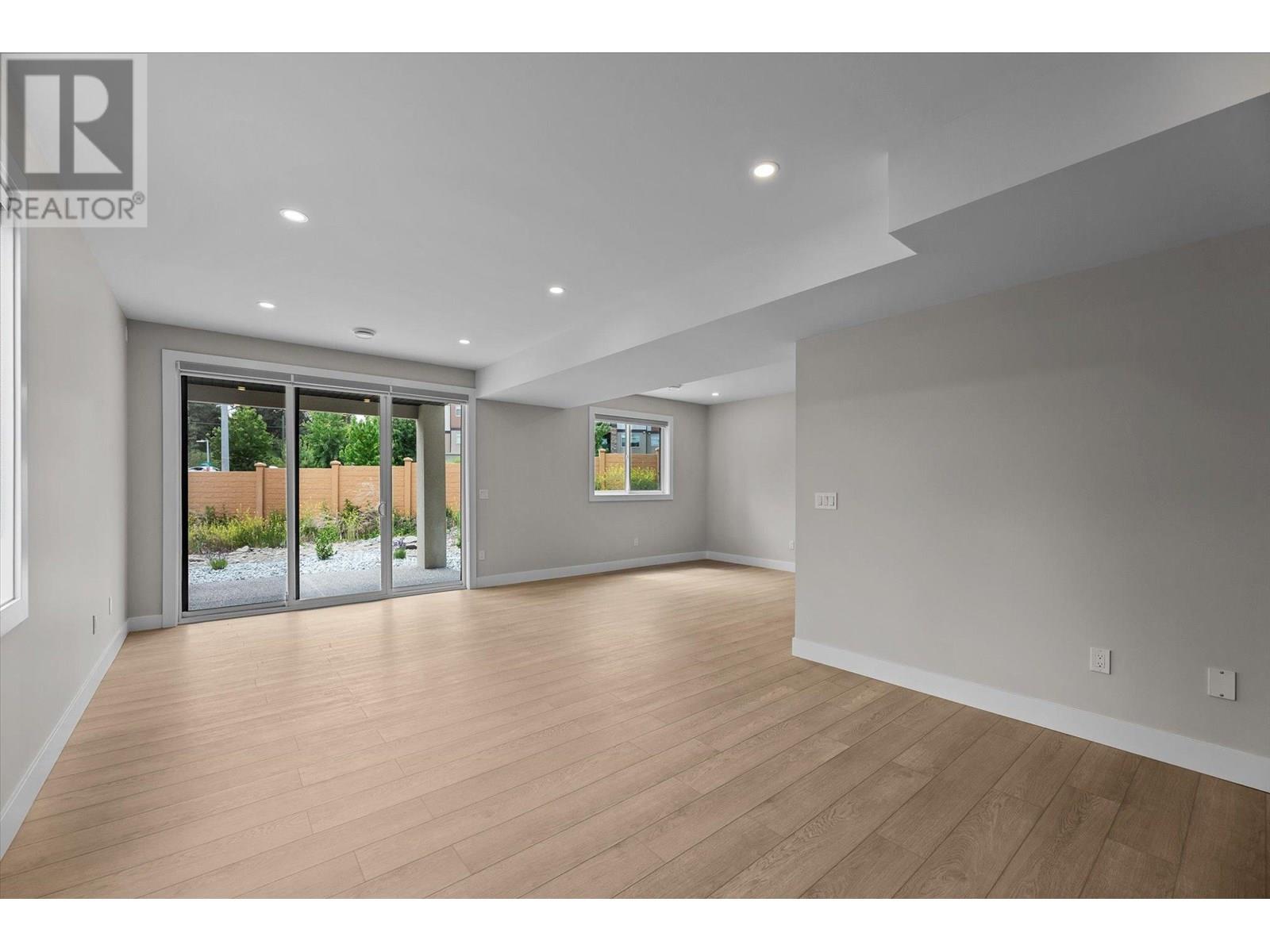  1681 Harbour View Crescent, Westbank