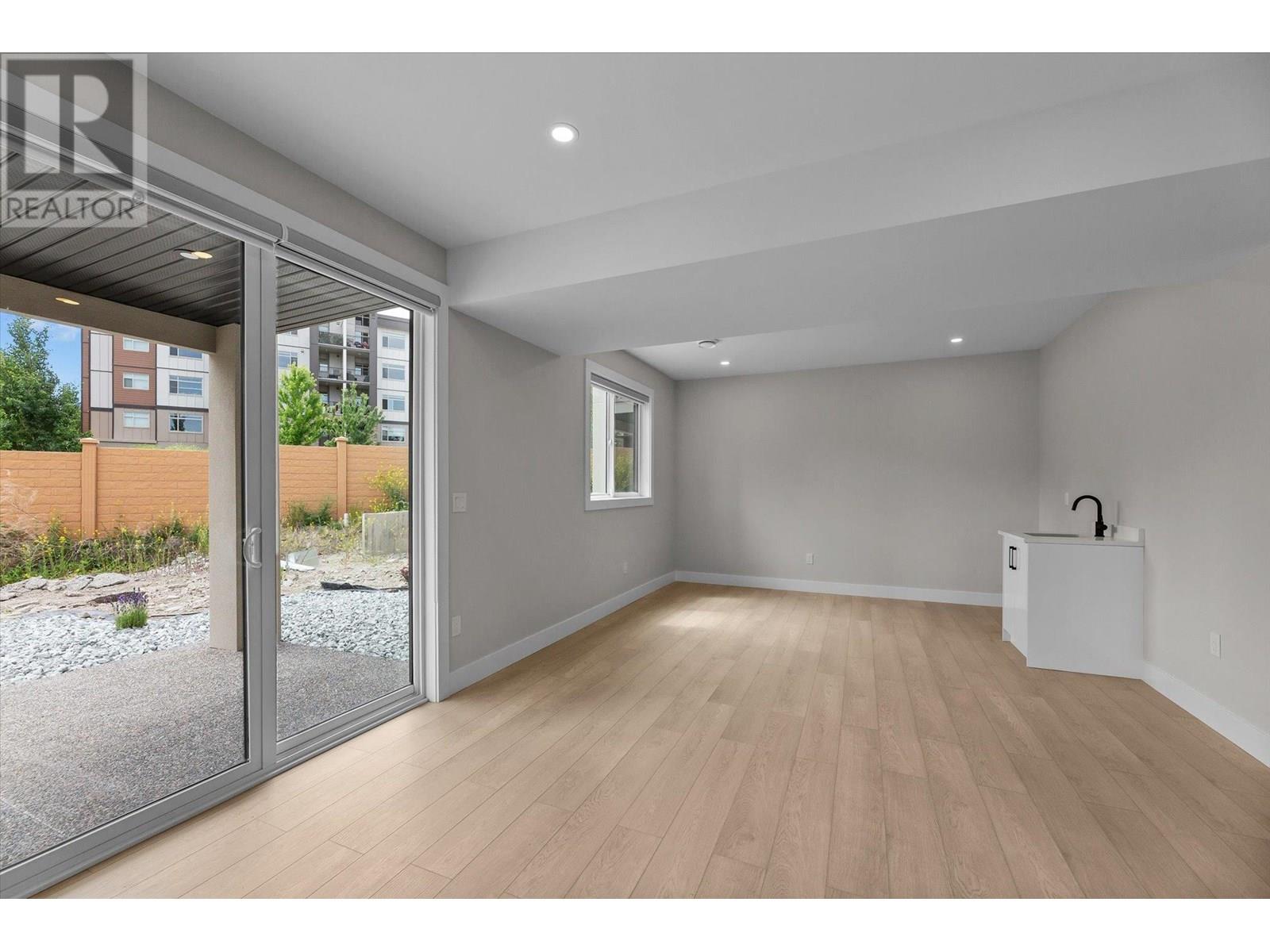  1681 Harbour View Crescent, Westbank