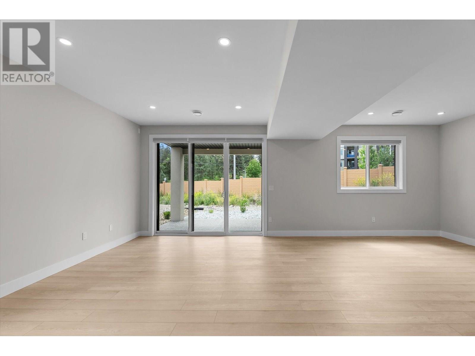  1681 Harbour View Crescent, Westbank
