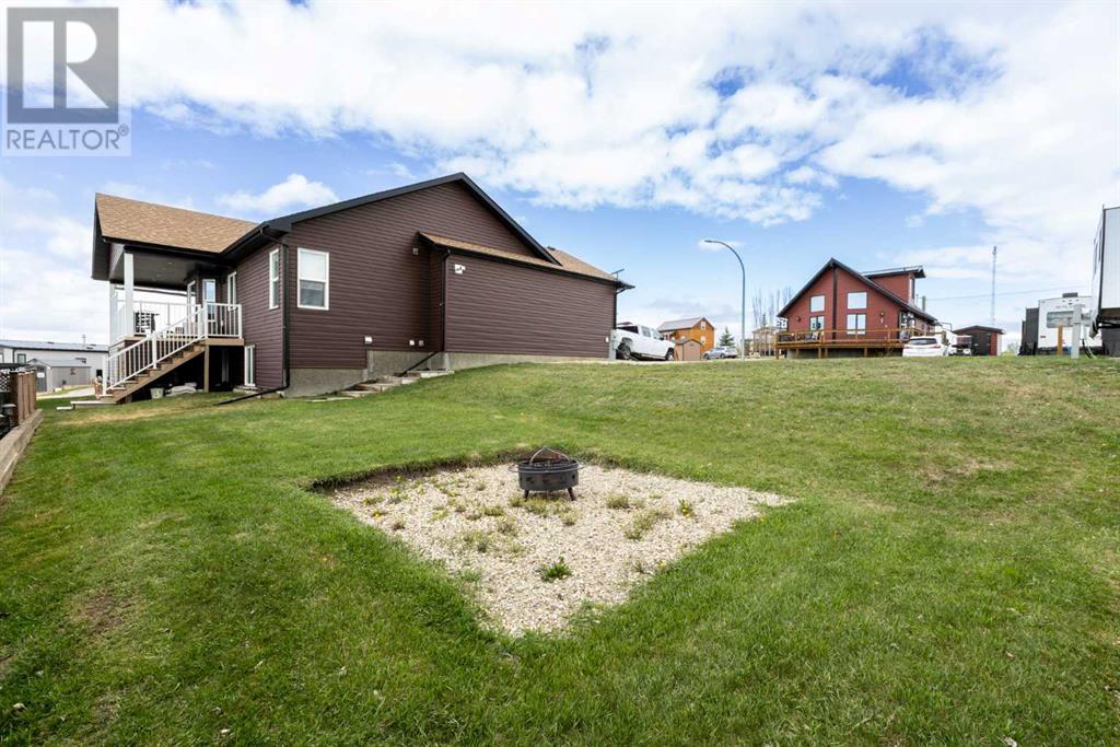 Photo 8 of 5059 25054 South Pine Lake Road, Rural Red Deer County AB