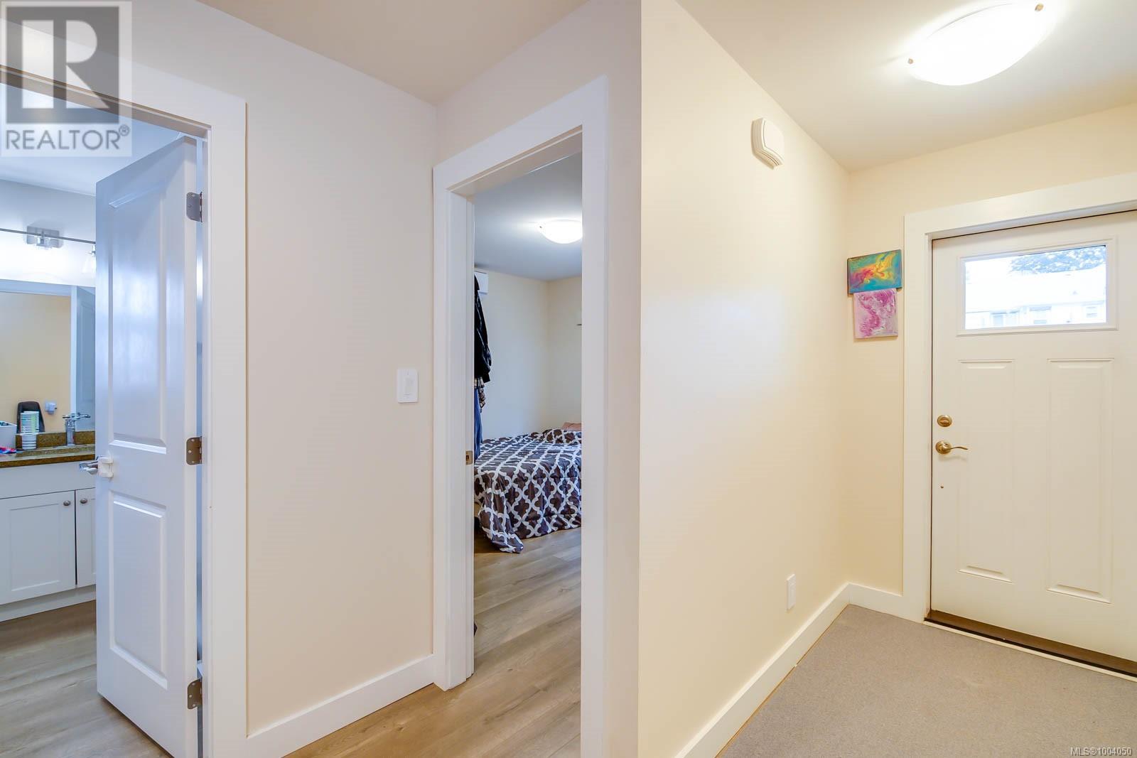 #2 2623 5th Ave - 27