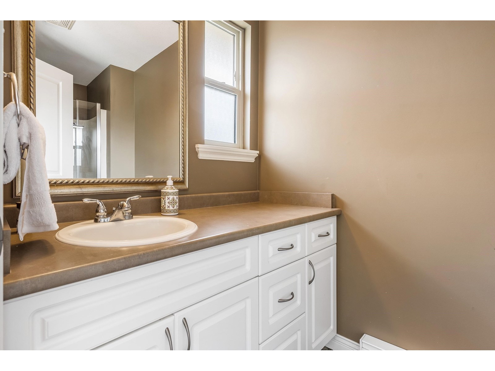 Photo 22 of 66 5556 Peach Road Garrison Crossing, Chilliwack BC