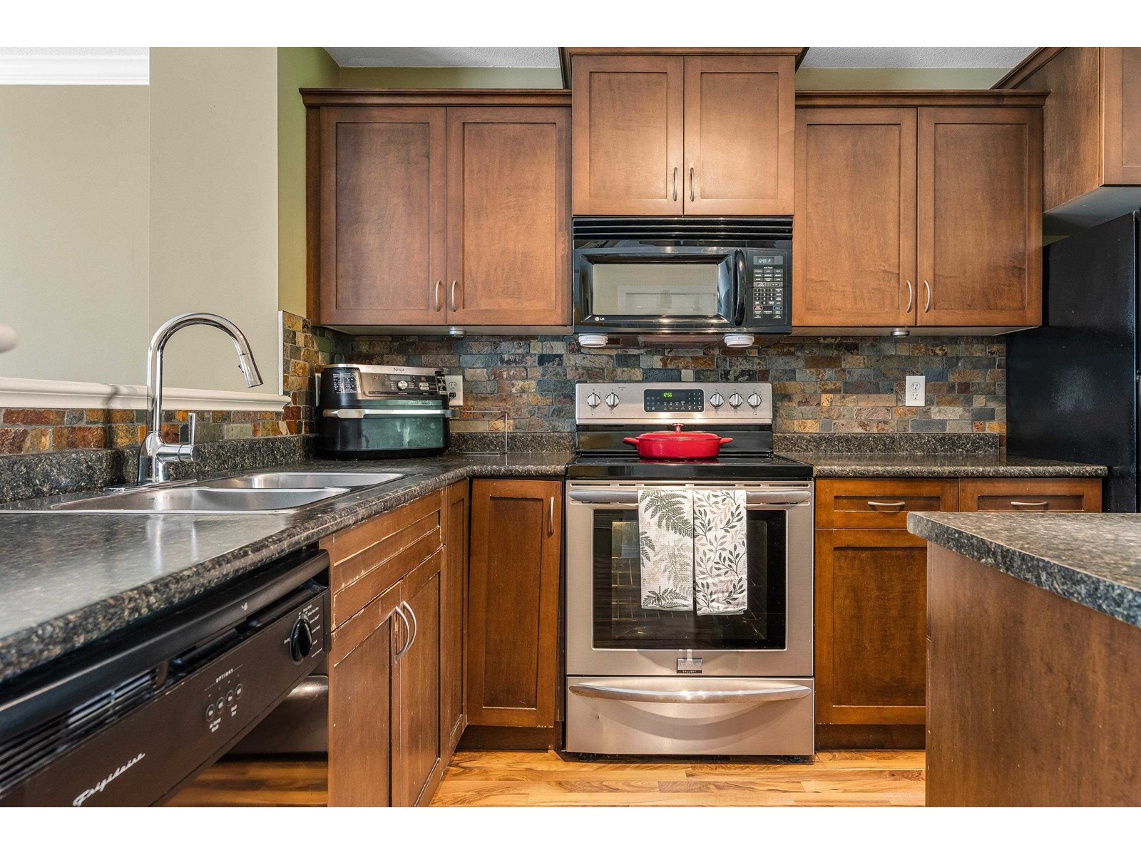 Photo 11 of 66 5556 Peach Road Garrison Crossing, Chilliwack BC