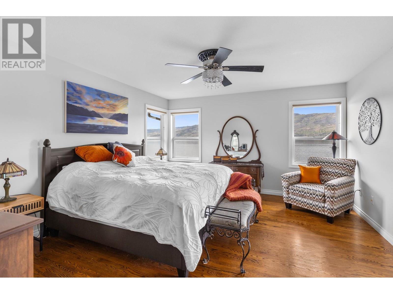  3838 Beach Avenue, Peachland