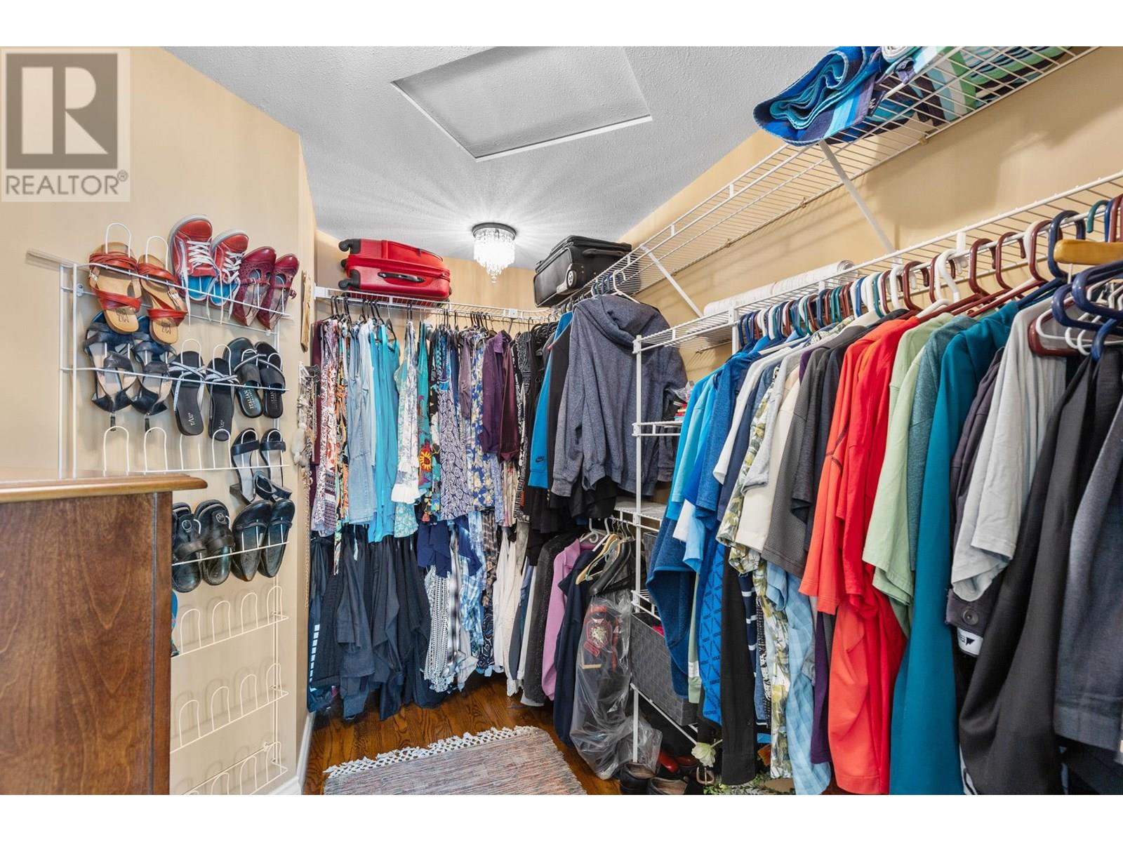  3838 Beach Avenue, Peachland