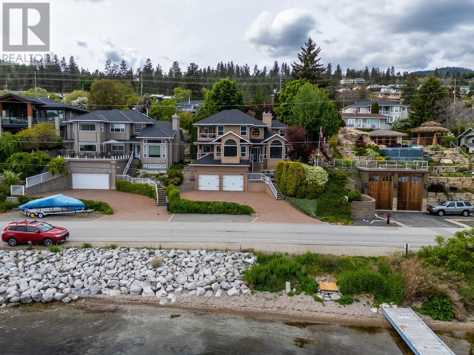 3838 Beach Avenue, Peachland