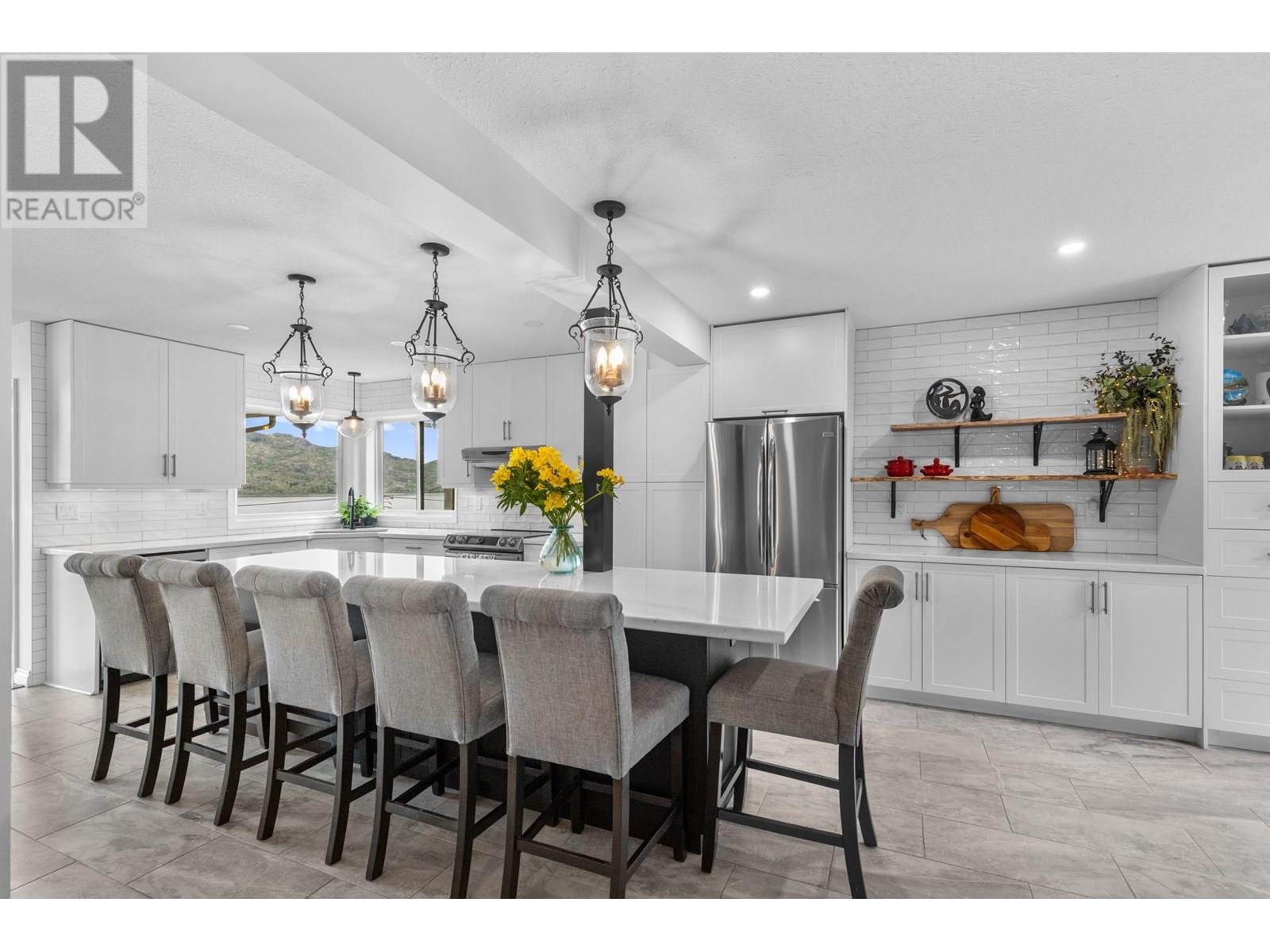  3838 Beach Avenue, Peachland
