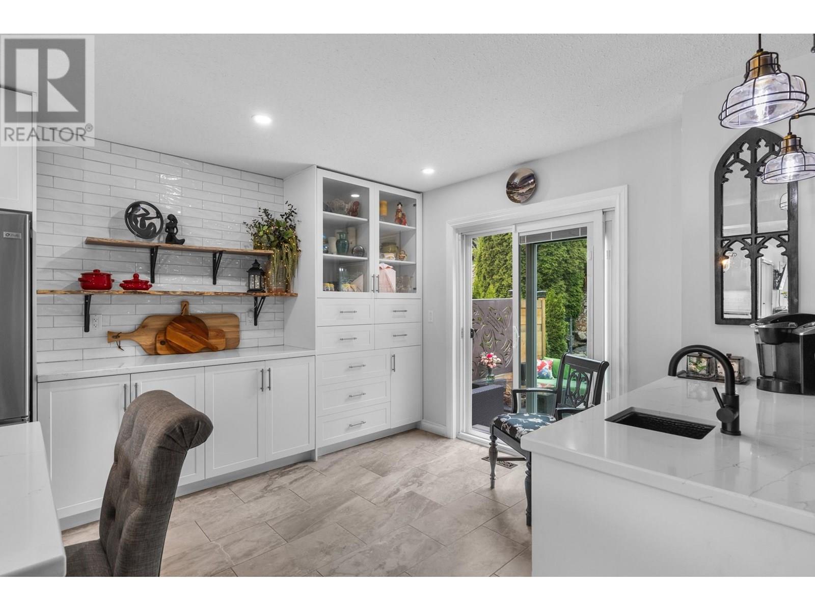  3838 Beach Avenue, Peachland