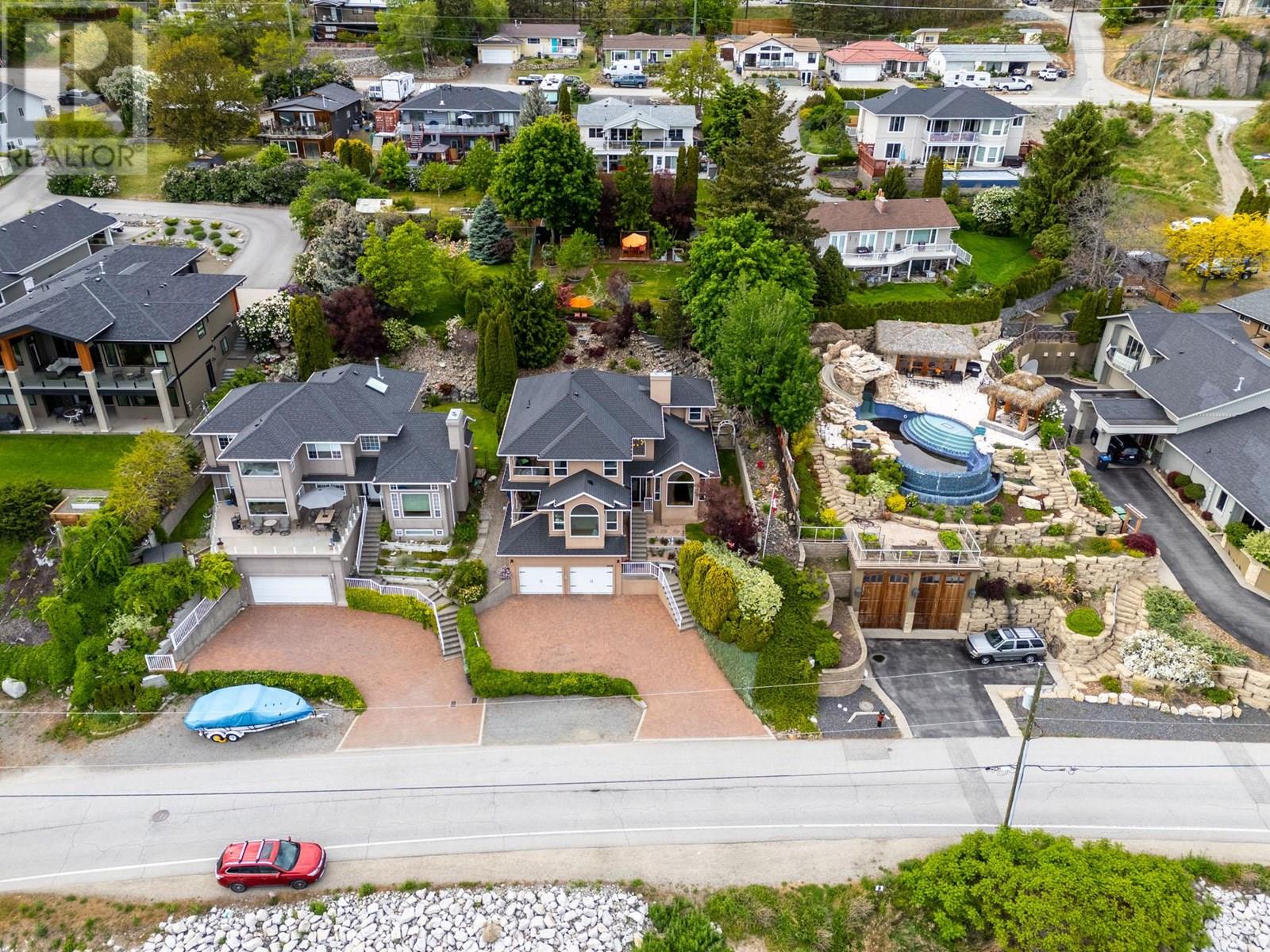  3838 Beach Avenue, Peachland