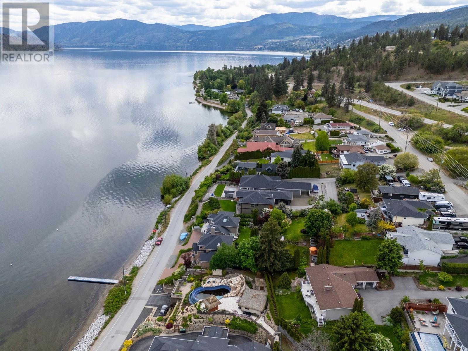  3838 Beach Avenue, Peachland