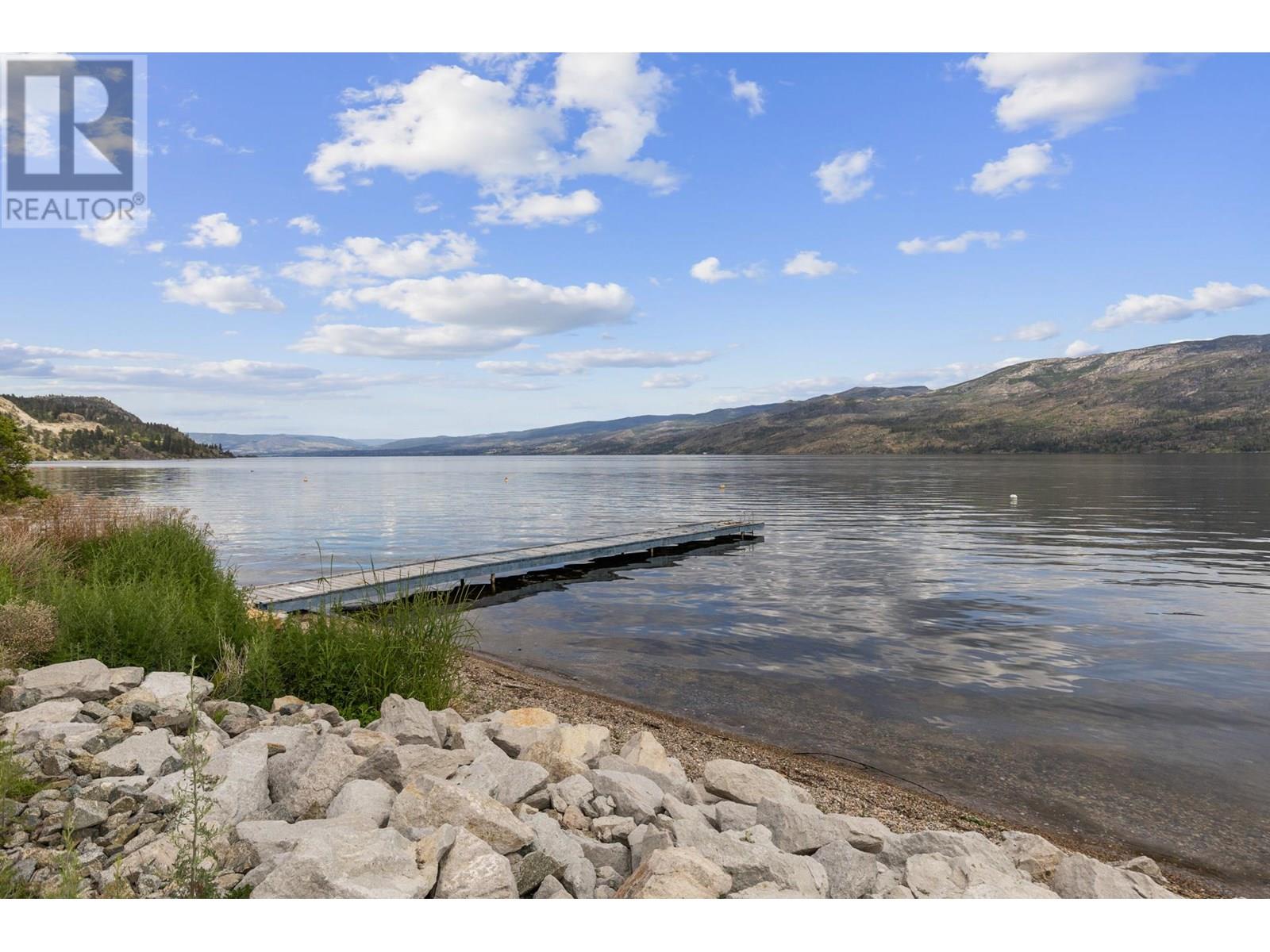  3838 Beach Avenue, Peachland
