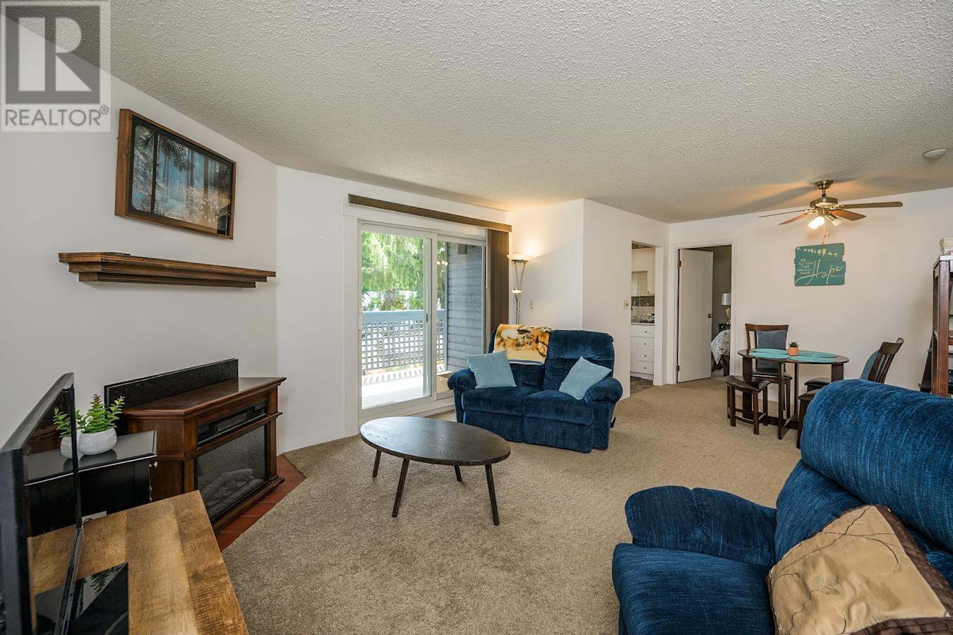 211 3033 OSPIKA BOULEVARD, Prince George