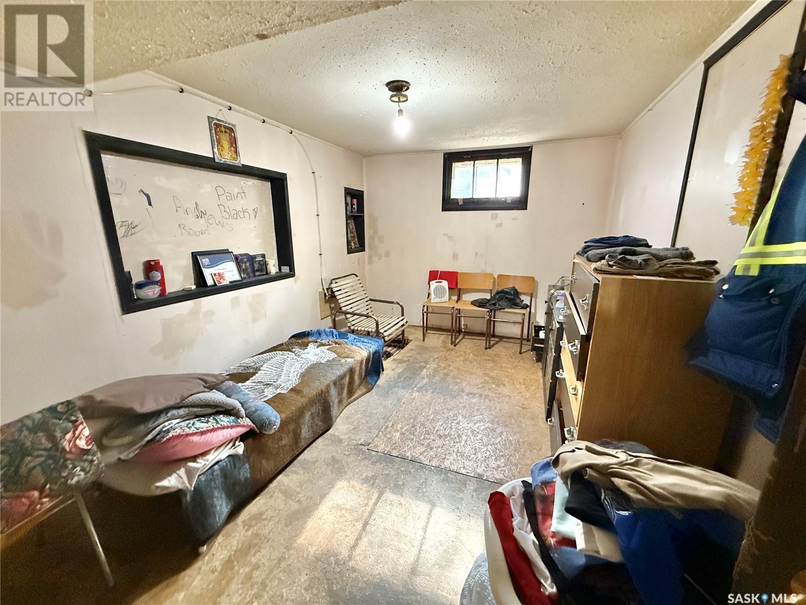 Photo 30 of 202 24th Street W, Saskatoon SK