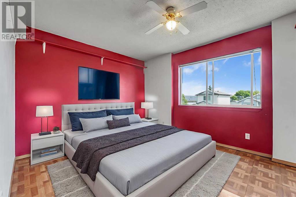 Single Family House for Sale in  San Diego Way NE Monterey Park Calgary 