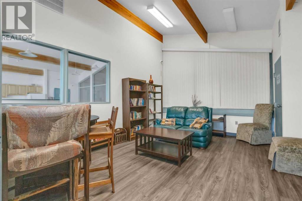 Single Family House for Sale in   Southampton Drive SW Southwood Calgary 