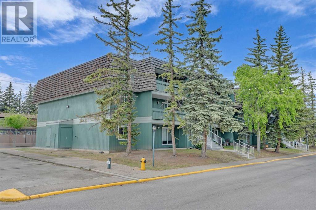 Single Family House for Sale in   Southampton Drive SW Southwood Calgary 