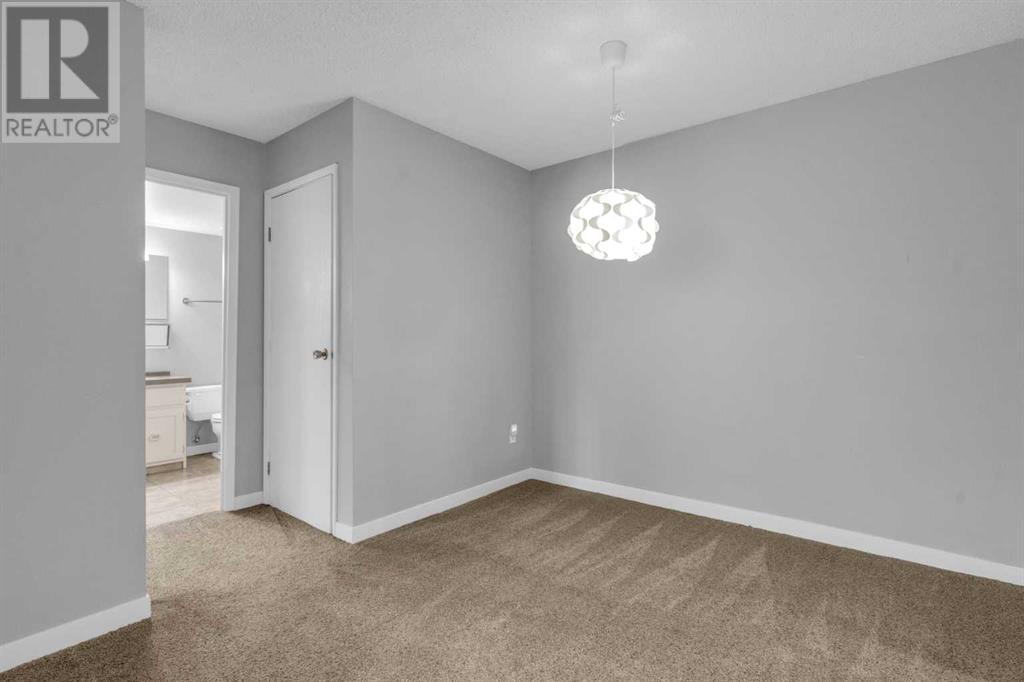 Single Family House for Sale in   Southampton Drive SW Southwood Calgary 