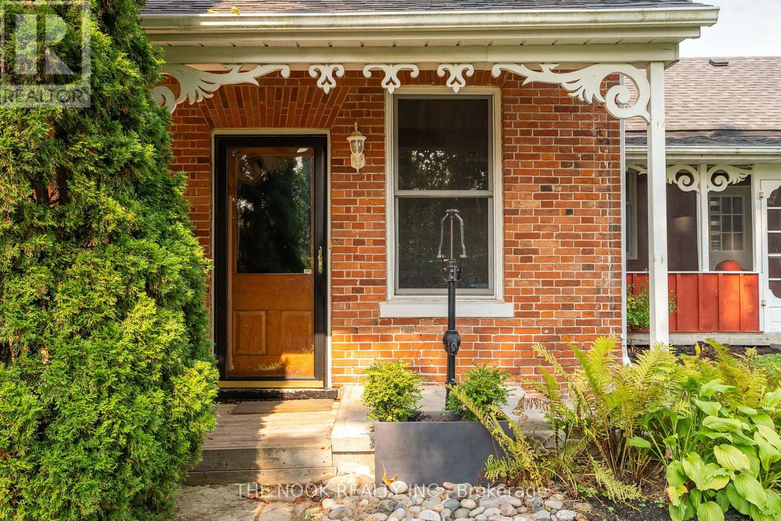 Photo 33 of 227 Scugog Street, Clarington ON