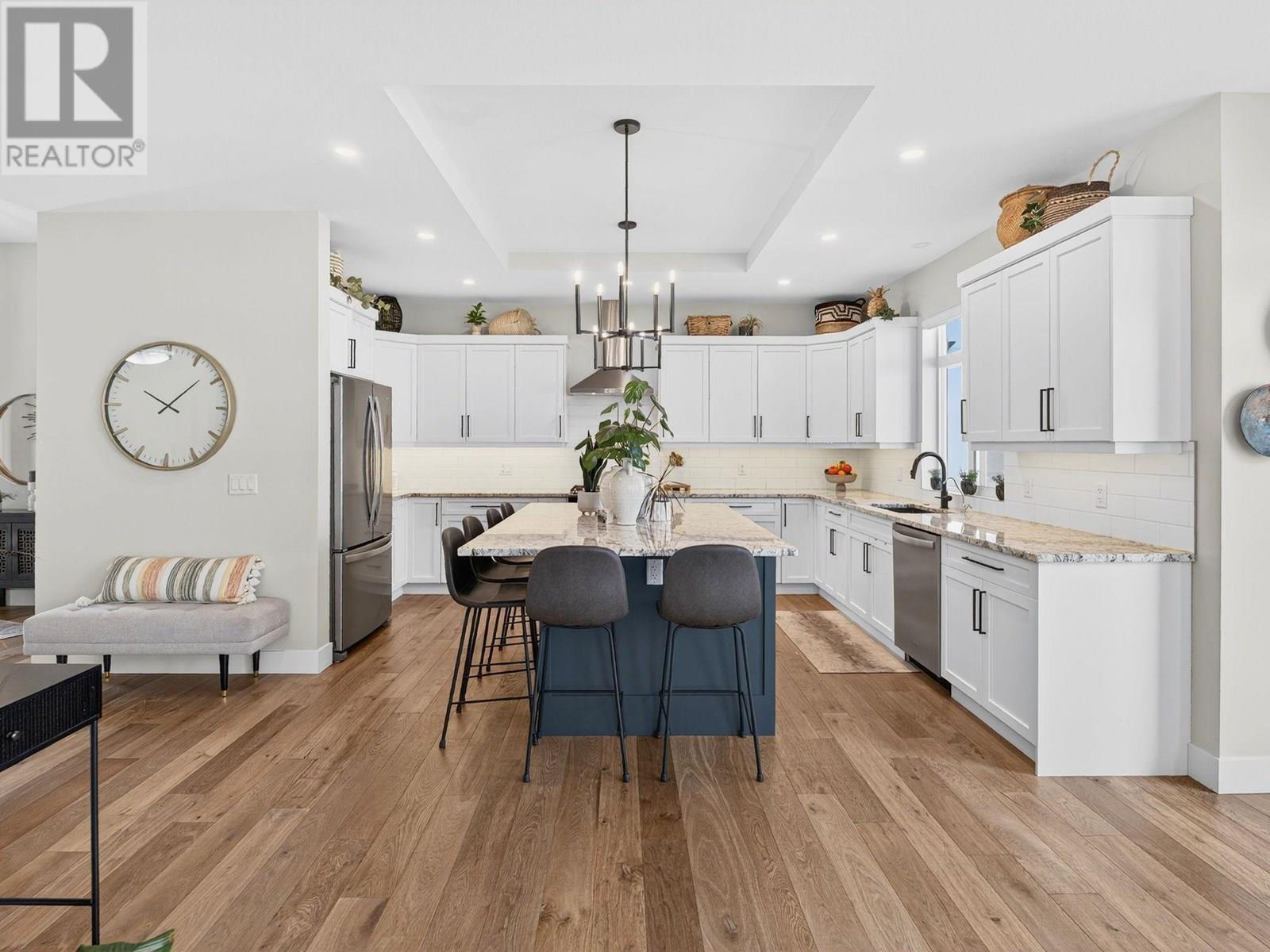  2578 Crown Crest Place, West Kelowna