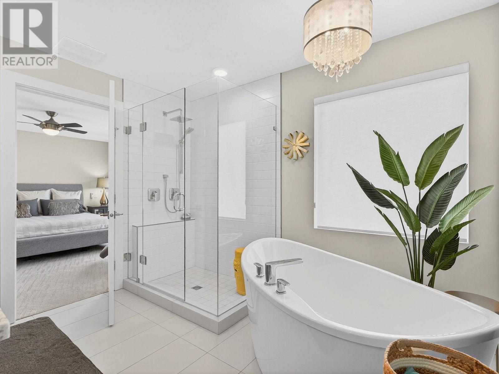  2578 Crown Crest Place, West Kelowna