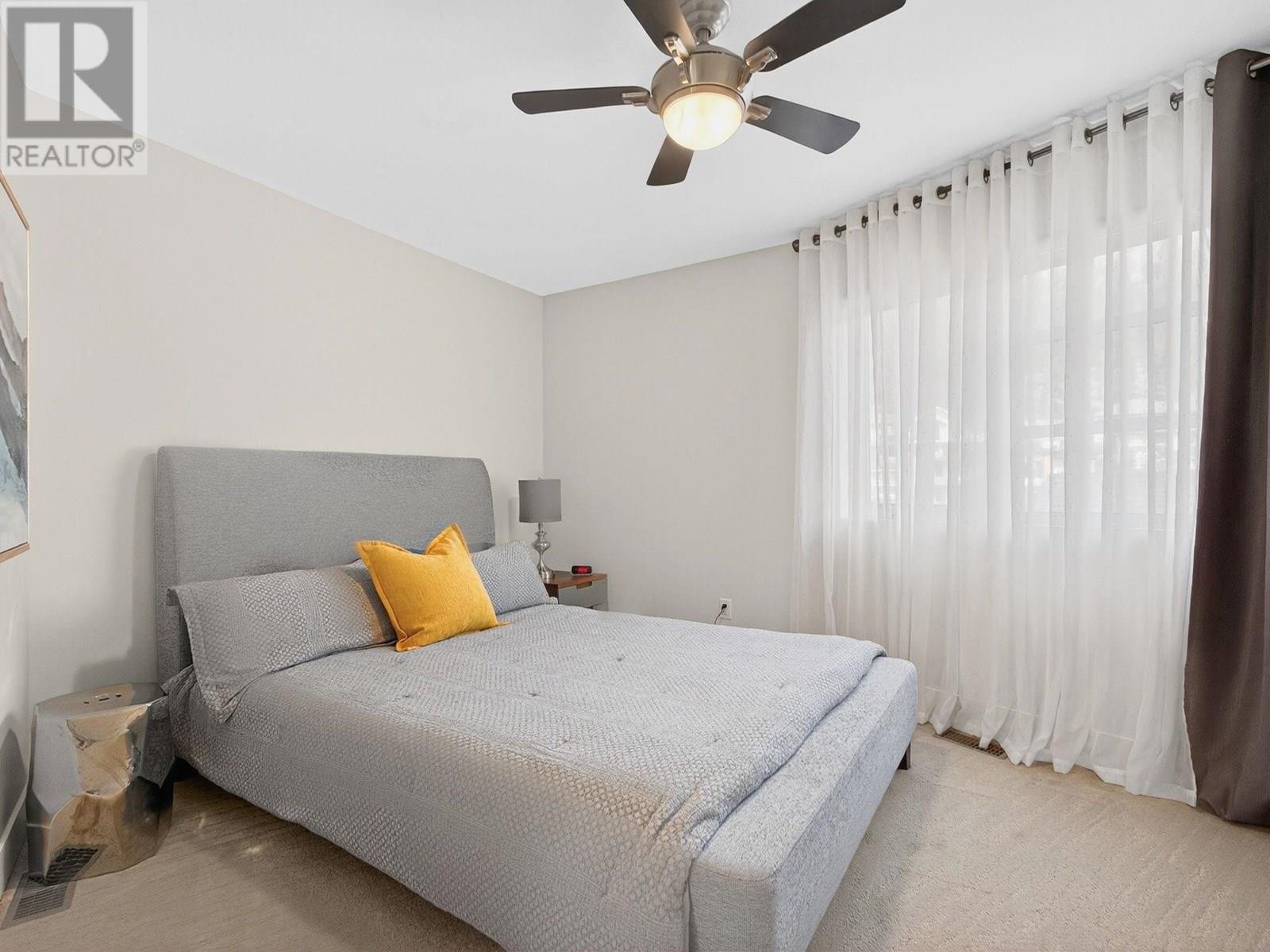  2578 Crown Crest Place, West Kelowna