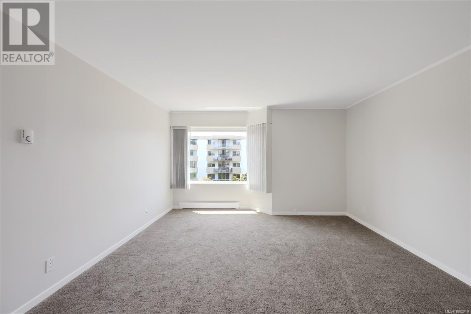 409 1370 Beach Drive, Oak Bay