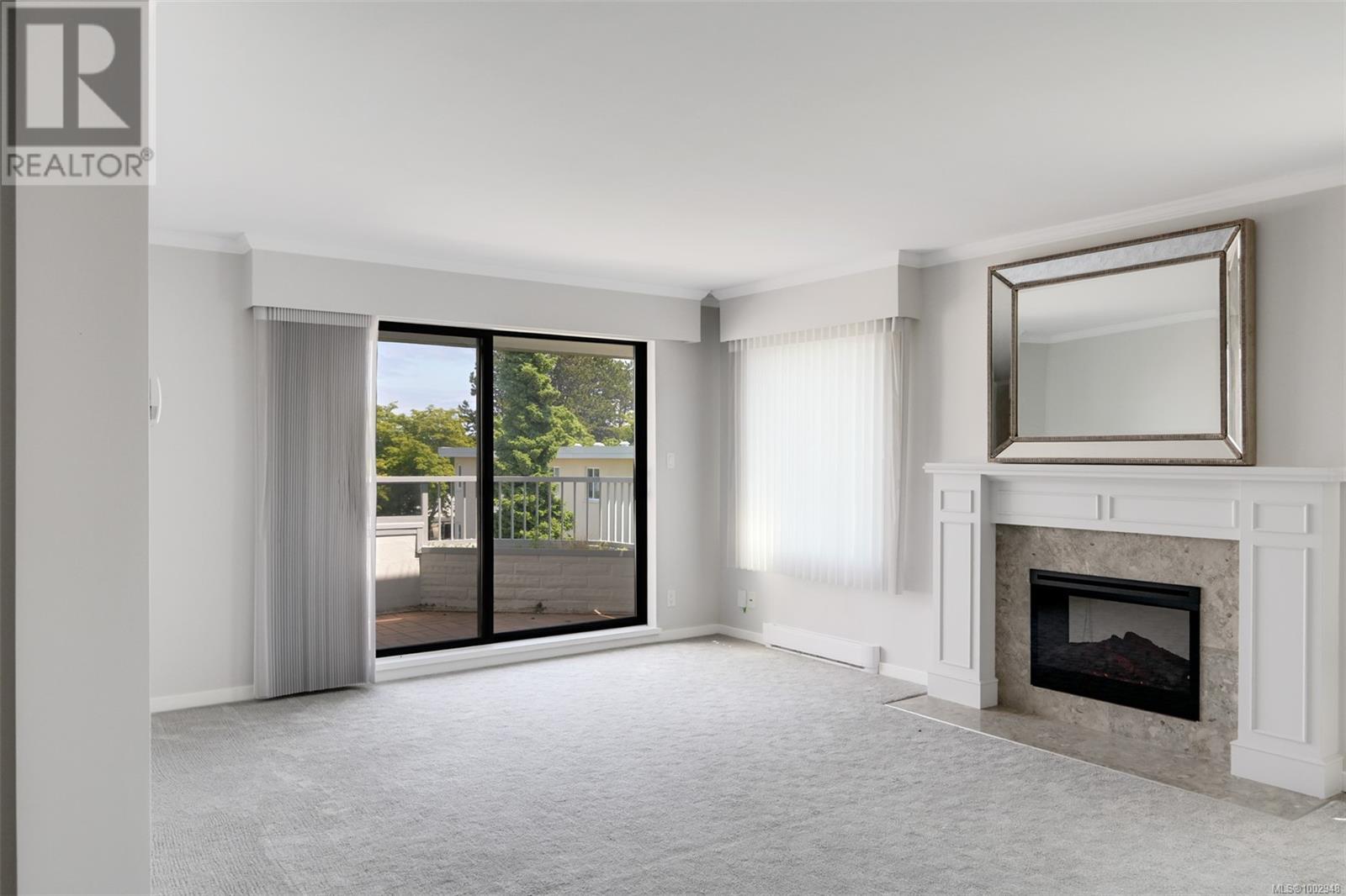 409 1370 Beach Drive, Oak Bay
