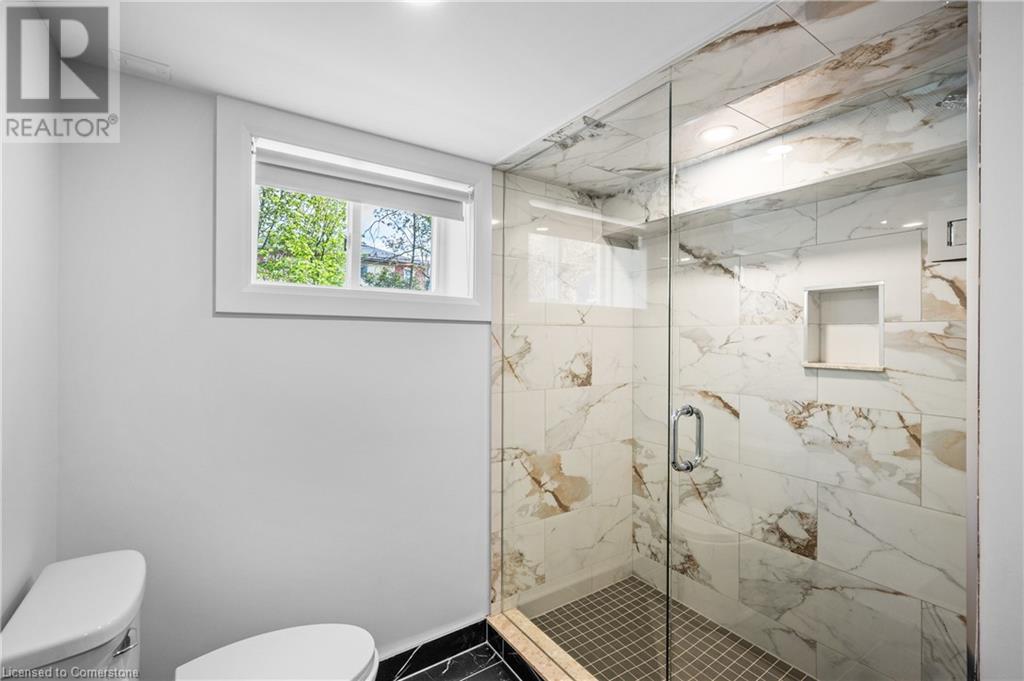 Photo 9 of 723 Hager Avenue Unit B, Burlington ON