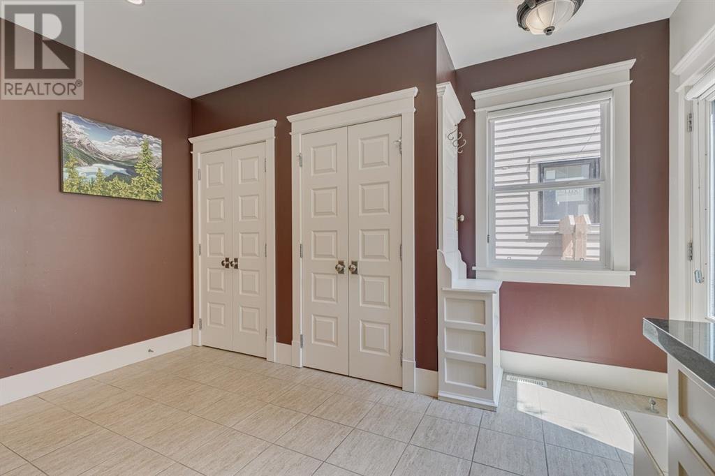 Single Family House for Sale in   Avenue SW Cliff Bungalow Calgary 