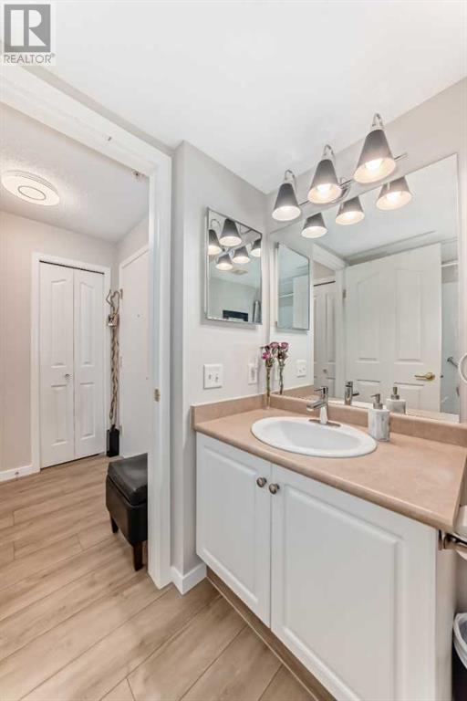 Single Family House for Sale in   Somervale Court SW Somerset Calgary 