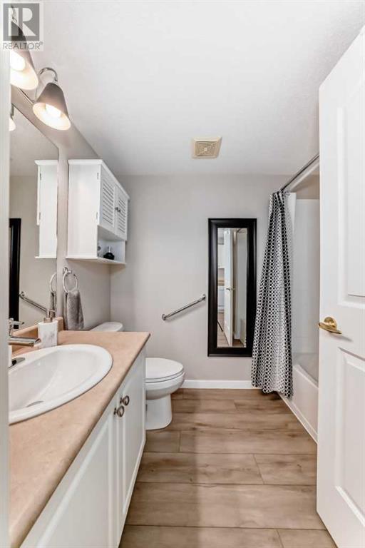 Single Family House for Sale in   Somervale Court SW Somerset Calgary 