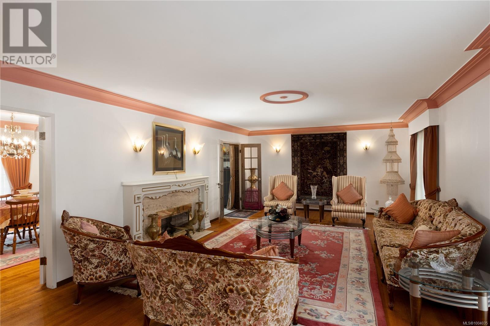  3460 Beach Drive, Oak Bay