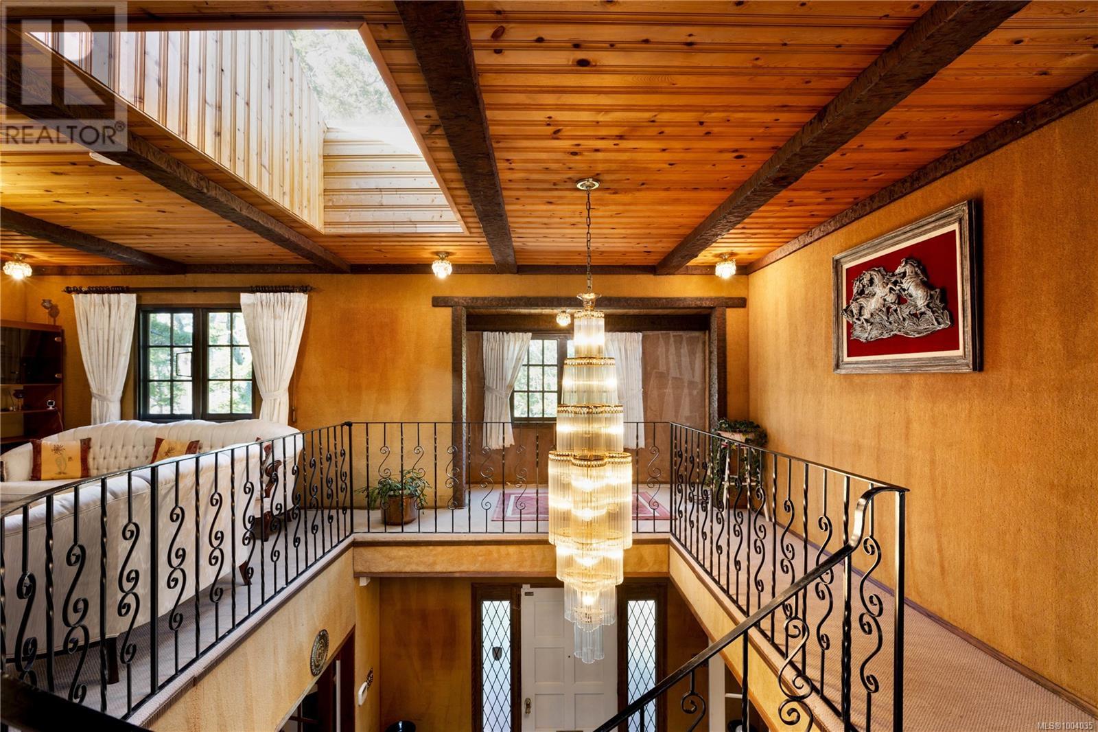  3460 Beach Drive, Oak Bay