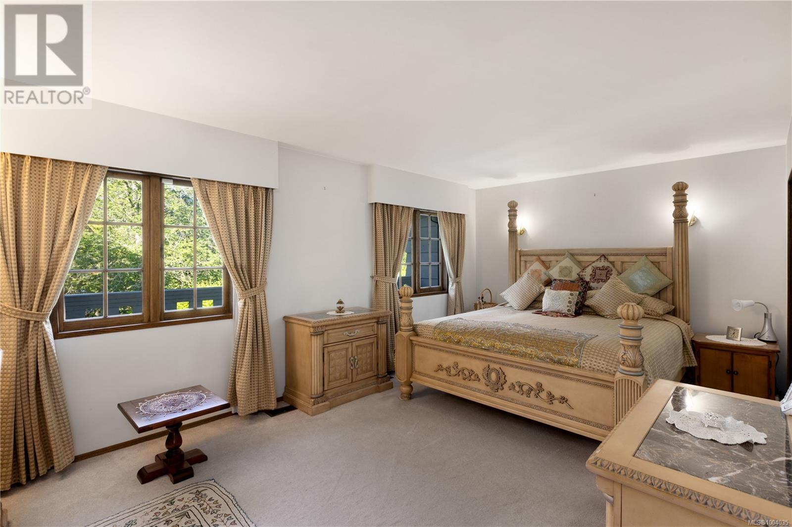  3460 Beach Drive, Oak Bay