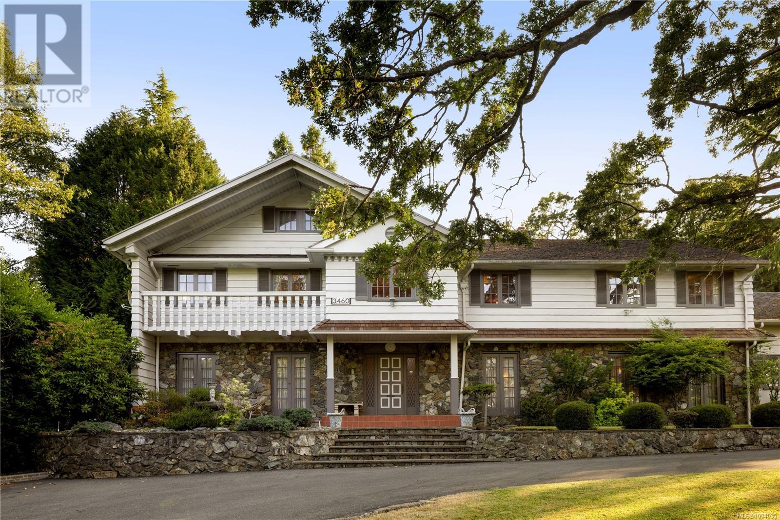  3460 Beach Drive, Oak Bay